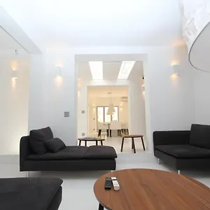 https://region-paca-provence-alpes-cote-dazur-camargue.fr-provencehotel.com